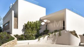 Villa for sale in Cascada de Camojan, Marbella Golden Mile