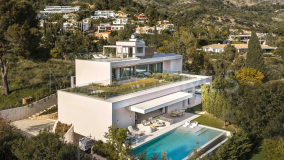 Villa for sale in Cascada de Camojan, Marbella Golden Mile
