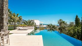 Villa for sale in La Quinta, Benahavis