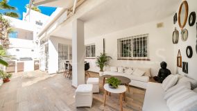 Lägenhet for sale in Nueva Andalucia, Marbella
