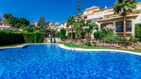 Tvåvåningslägenhet for sale in Elviria, Marbella Öst
