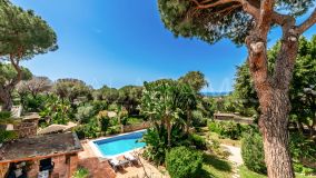 Villa for sale in Elviria, Marbella Est