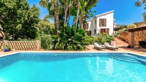 Villa for sale in Elviria, Marbella Est