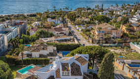 Casa en venta en Las Chapas, Marbella Este