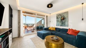 Apartamento en venta en Nueva Andalucia, Marbella