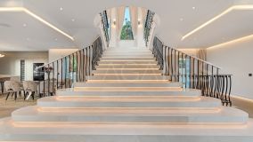 Villa for sale in Sierra Blanca, Marbella Golden Mile
