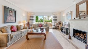 Apartamento Planta Baja en venta en Los Monteros, Marbella Este