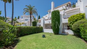 Apartamento Planta Baja en venta en Los Monteros, Marbella Este
