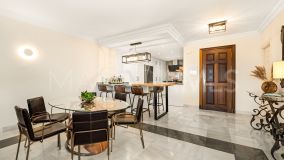 Apartment for sale in Benahavis