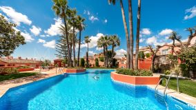 Apartment for sale in Benahavis