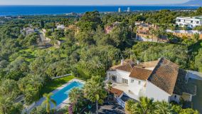 Villa for sale in Hacienda las Chapas, Marbella Est
