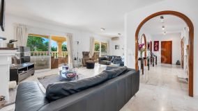 Villa zu verkaufen in Marbesa, Marbella Ost
