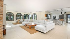 Villa for sale in Marbesa, Marbella East