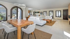 Villa for sale in Marbesa, Marbella East