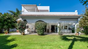 Villa for sale in San Pedro Playa, San Pedro de Alcantara