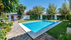 Villa for sale in San Pedro Playa, San Pedro de Alcantara