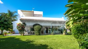 Villa for sale in San Pedro Playa, San Pedro de Alcantara