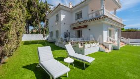 Villa for sale in Artola, Marbella Est