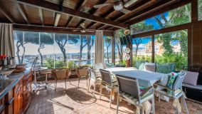 Villa for sale in Cabopino, Marbella East