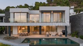 Villa for sale in La Reserva de Alcuzcuz, Benahavis