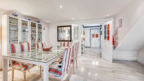 Town House for sale in Marbella Golden Mile