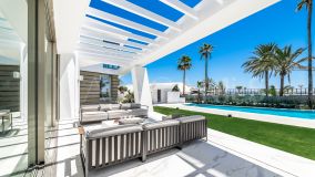 Villa for sale in Los Monteros, Marbella Öst