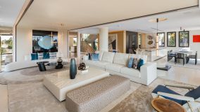 Villa for sale in Marbella Hill Club, Marbella Golden Mile