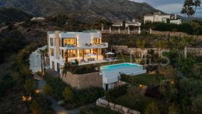 Villa for sale in Marbella Hill Club, Marbella Golden Mile