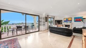Villa for sale in Rio Real, Marbella Öst