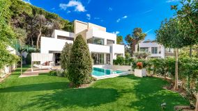Villa for sale in Marbella Golden Mile