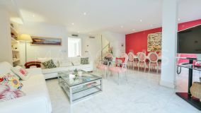 Adosado en venta en Beach Side Golden Mile, Marbella Golden Mile