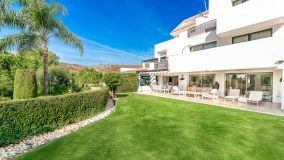 Ground Floor Apartment for sale in Los Flamingos Golf, Benahavis