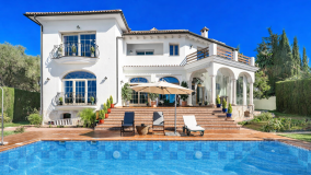 Villa for sale in El Rosario, Marbella Est