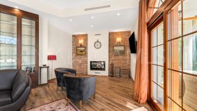 Villa for sale in El Rosario, Marbella Est