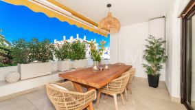 Appartement rez de chaussée for sale in Nueva Andalucia, Marbella