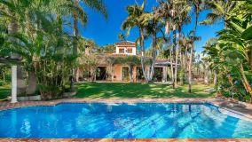 Villa for sale in Marbella - Puerto Banus