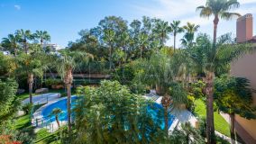 Duplex for sale in Marbesa, Marbella Est