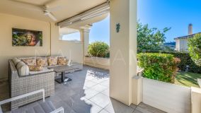 Apartamento Planta Baja en venta en Los Arqueros, Benahavis