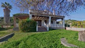 Finca for sale in Estepona