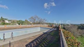 Finca for sale in Estepona