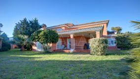 Villa en venta en La Gaspara, Estepona Oeste