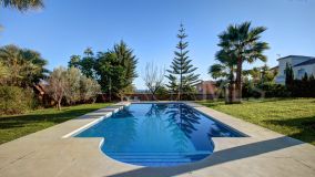 Villa en venta en La Gaspara, Estepona Oeste