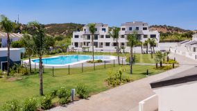 Elegant new beachside ground floor apartment for sale in Arroyo Beach, Arroyo Vaquero, Estepona