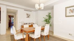 Appartement rez de chaussée for sale in Menara Beach, Estepona Est