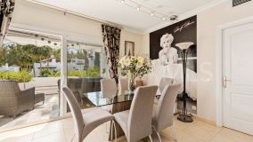 Appartement for sale in Alcazaba Beach, Estepona Est