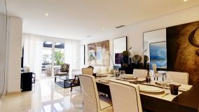 Penthouse for sale in Alcazaba Beach, Estepona East