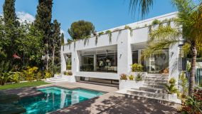 Villa de lujo ecológica con diseño moderno en venta en The Golden 7, Marbella Golden Mile