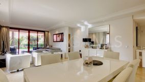 Ground Floor Apartment for sale in Menara Beach, Estepona East