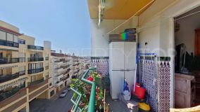 For sale penthouse in Estepona Centre with 4 bedrooms