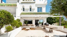 Town House for sale in La Colina, Nueva Andalucia